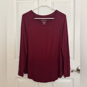 American Eagle Long Sleeve Jegging T